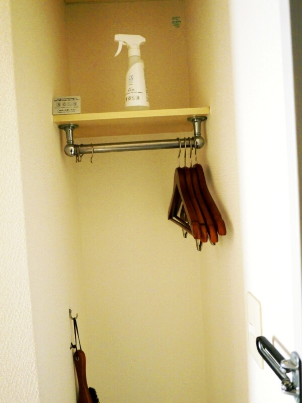 掛衣區_Premier Hotel Cabin.JPG