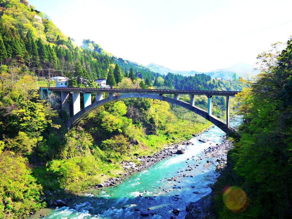 黑部峽谷.JPG 立山黑部穿越