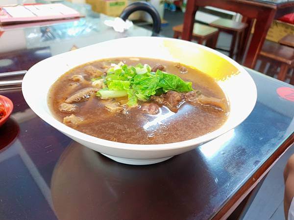 虎山 三兩味 牛肉麵06.jpg